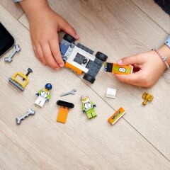 LEGO® City Yarış Arabası 60322