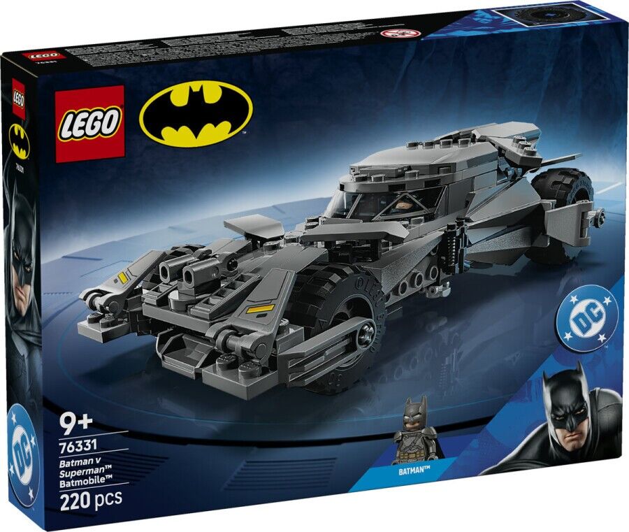 Lego DC Batman ve Superman Batmobile 76331