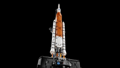 Lego Technic NASA Artemis Uzay Fırlatma Sistemi Roketi 42221