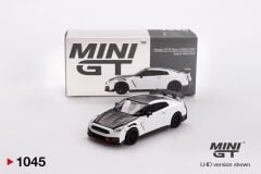 Mini GT Nissan GT-R Nismo 2024 Brilliant White Pearl 1045