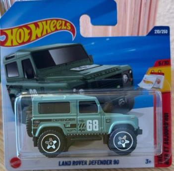 Hot Wheels Tekli Arabalar Land Rover Defender 90 JBC16 (Then And Now)