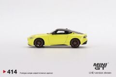 Mini GT Nissan Fairlady Z - 414