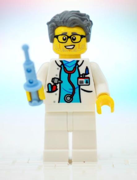 Orjinal Lego Minifigür Hospital Doctor with syringe