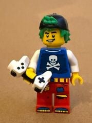 Orjinal Lego Minifigür Pirates Fan Boy With Gamepad