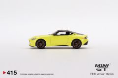 Mini GT Nissan Z Proto Spec 2023 Ikazuchi Yellow - 415