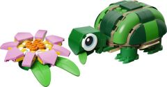 Lego Creator 3’ü 1 Arada Creator Turtle with a Water Lily Flower 31377