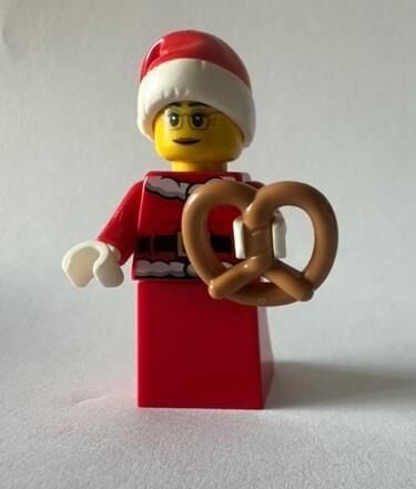 Orjinal Lego Minifigür Mrs. Claus with Pretzel