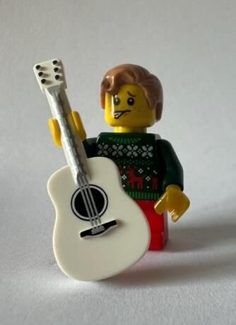 Orjinal Lego Minifigür Boy with Guitar