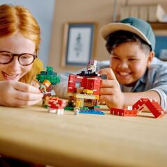LEGO® Minecraft® Mantar Evi 21179