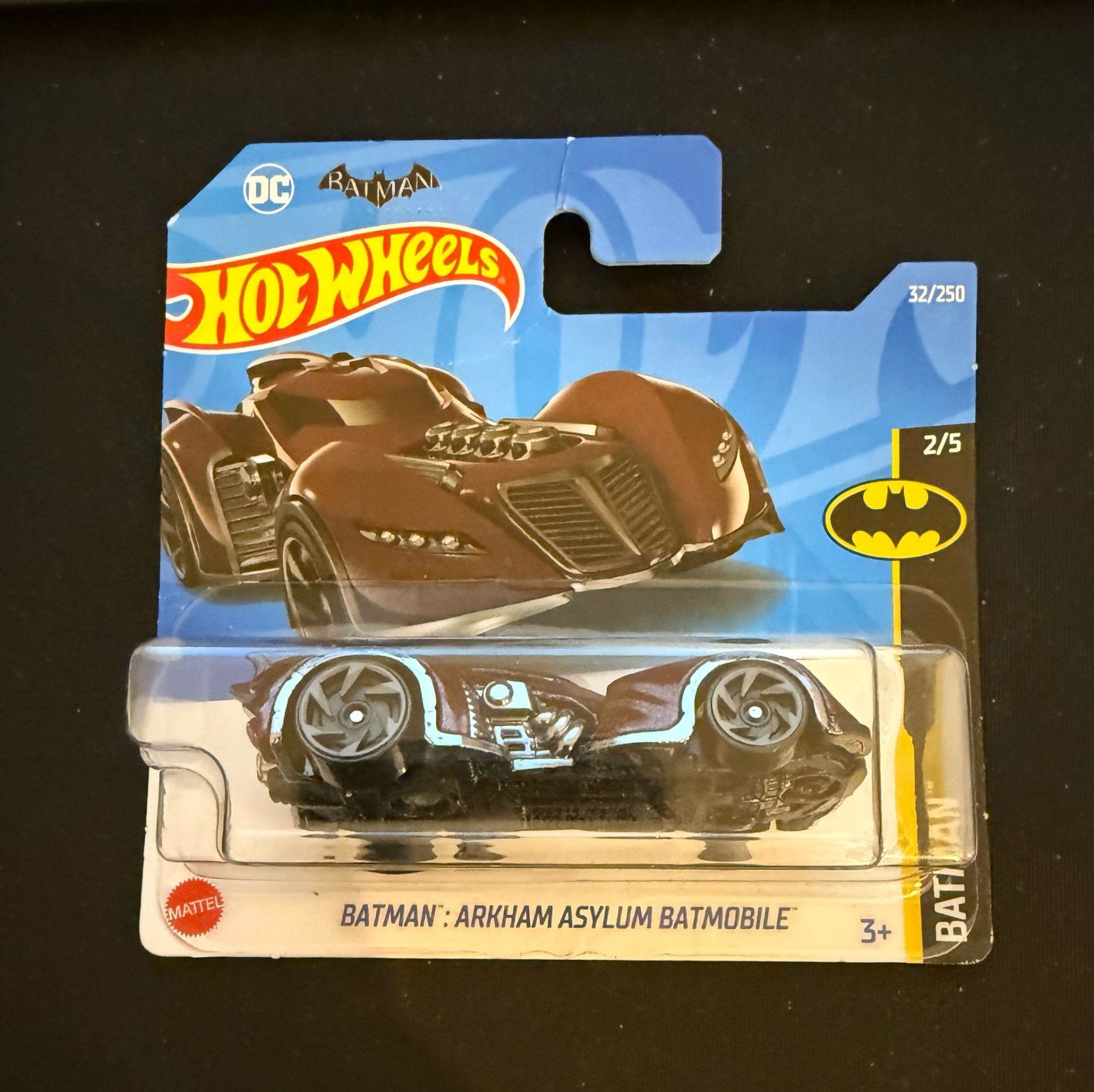 Hot Wheels Tekli Arabalar Batman : Arkham Asylum Batmobile HCW59